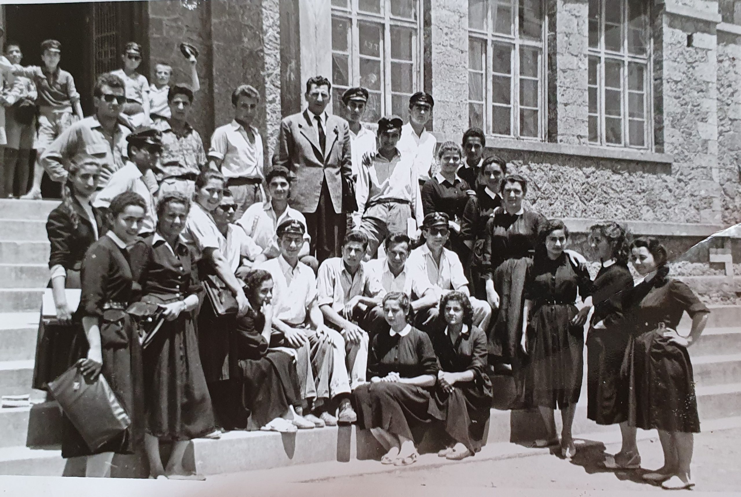 Αμπελόκηποι Αχαϊας Γυμνάσιο Ακράτας 1956-1957